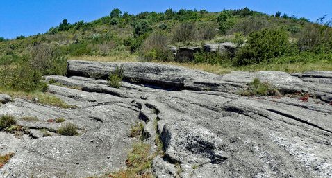 Dépôts phrétomagmatiques