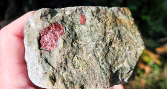 Corse - Asco - Eclogite