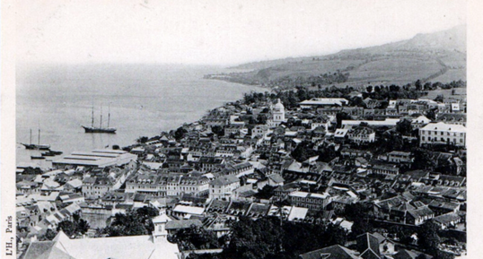 Site 17. Dépôts des éruptions de 1902 au cimetière du Fort de Saint-Pierre