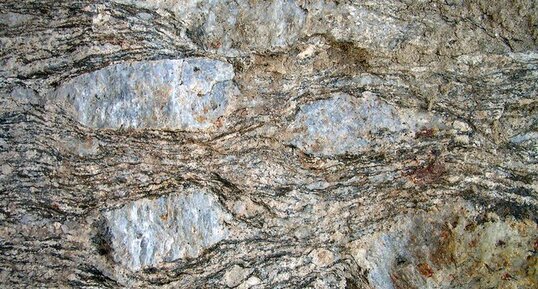 Orthogneiss oeillés de Borne